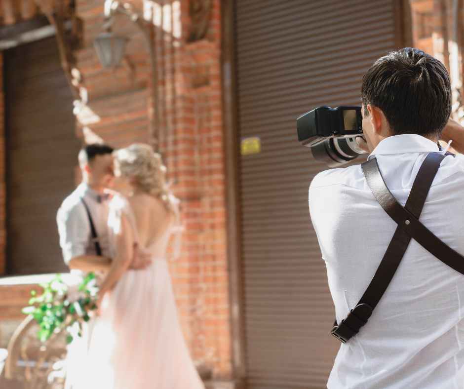 Wedding Photographer Outfits 